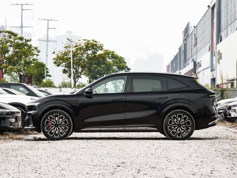 Zeekr 7X — China electric EV for export — photo 4