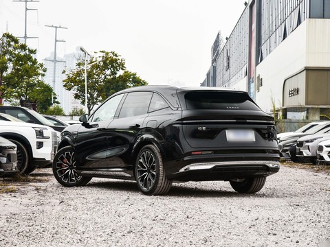 Zeekr 7X — China electric EV for export — photo 5