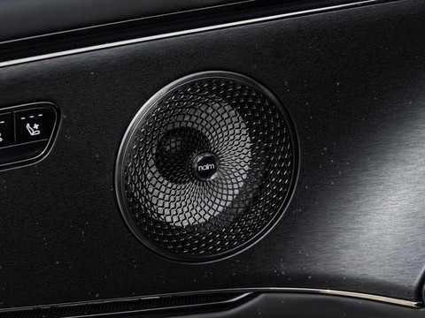 Zeekr 8X — China plug-in hybrid EV for export — photo 15
