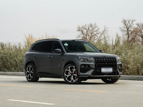 Zeekr 8X — China plug-in hybrid EV for export — photo 3