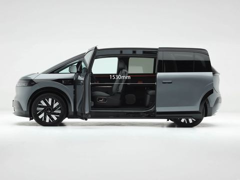 Zeekr Ji KeMIX — China electric EV for export — photo 3